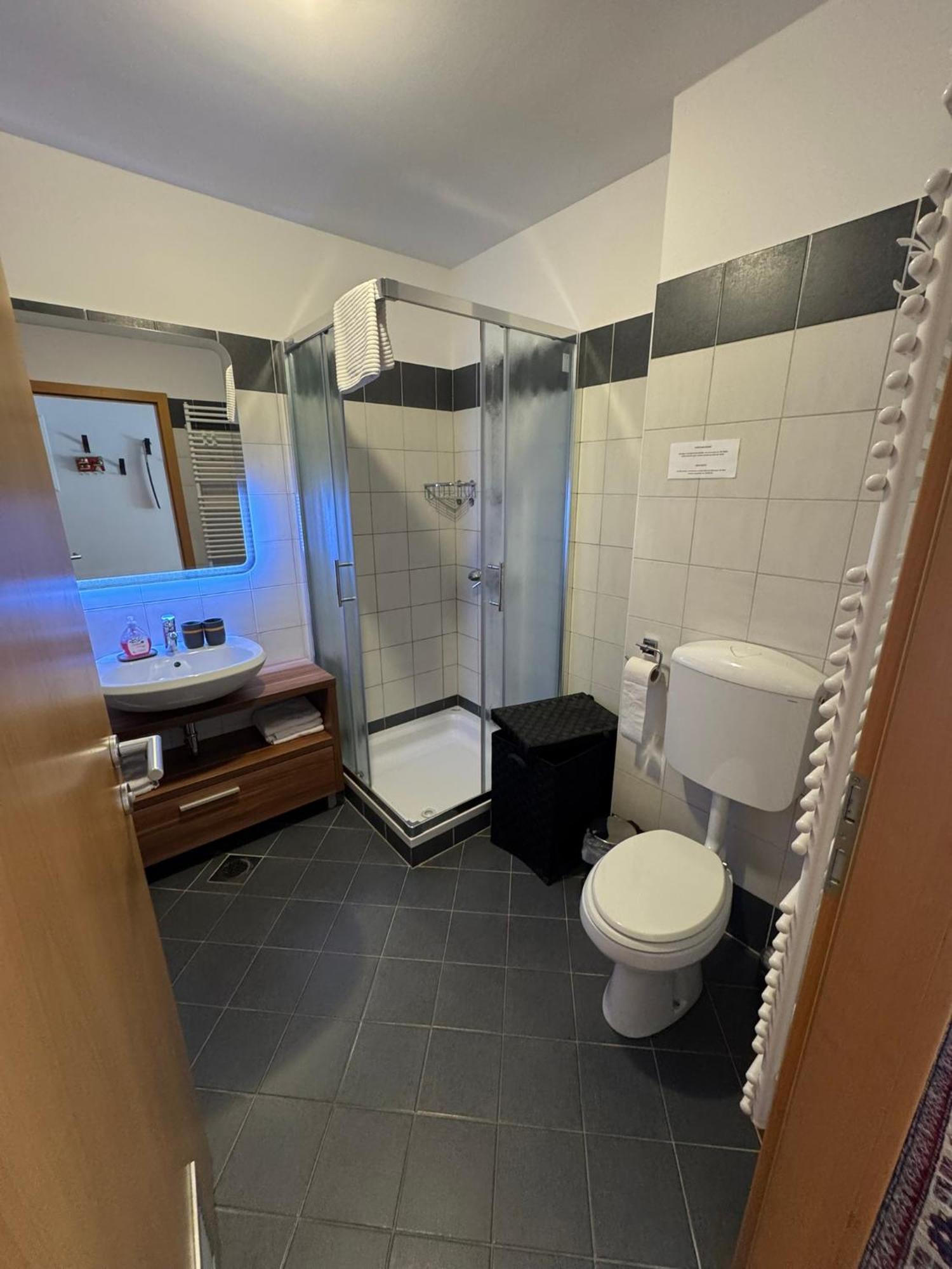 Manca-holin Apartment *
